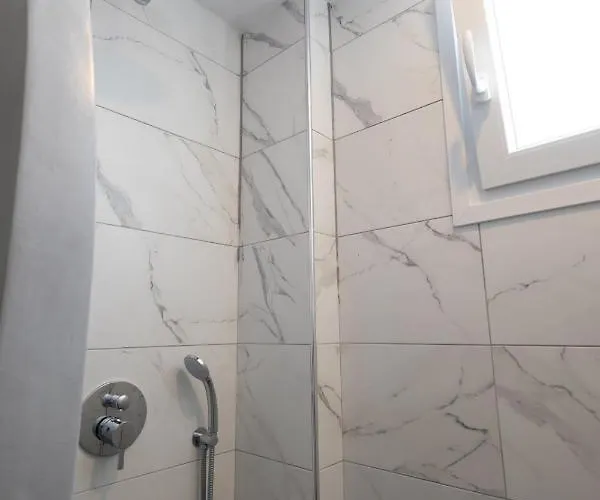 아파트 Alex Luxury Downtown House *