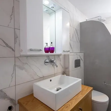 Alex Luxury Downtown House Apartment Naxos City